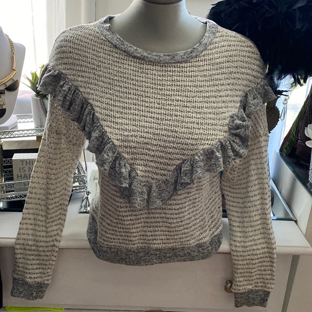 Ruffle Cropped Sweater